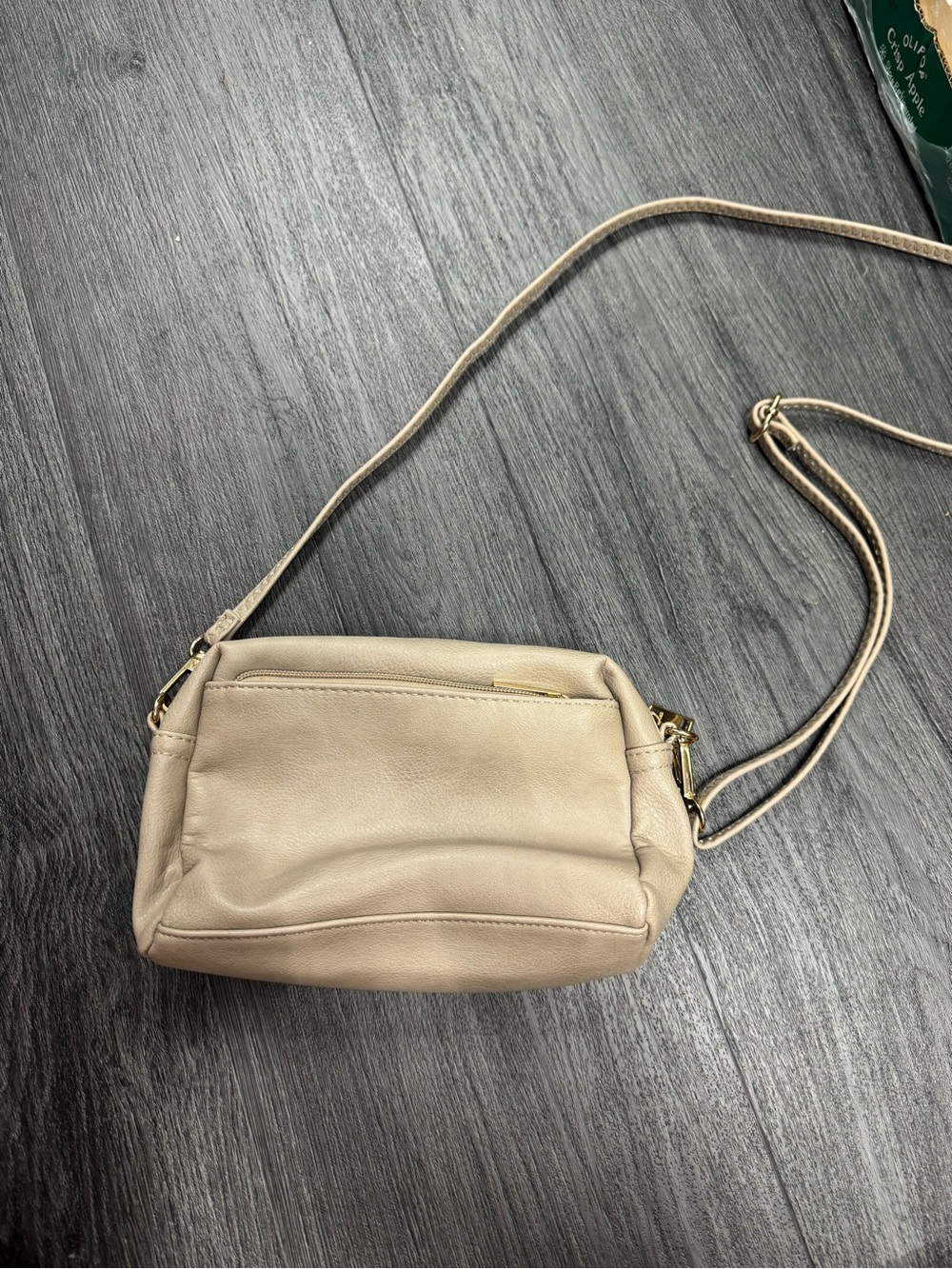 Minimalist Beige Crossbody Bag with Gold Hardware
